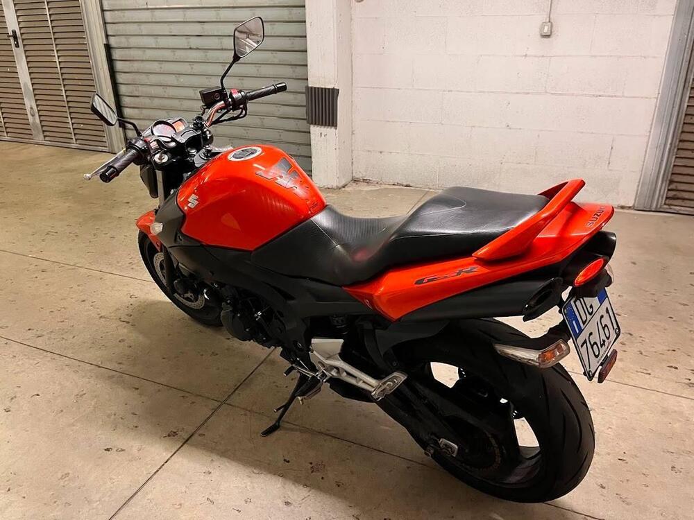 Suzuki GSR 600 (2006 - 11) (3)