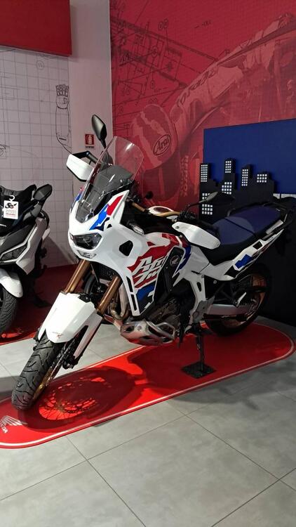 Honda Africa Twin CRF 1100L Adventure Sports DCT (2024 - 25) (4)