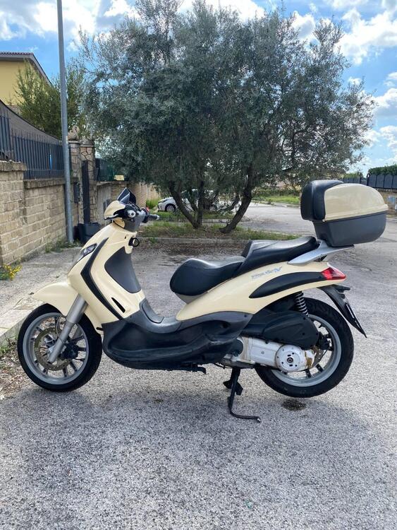 Piaggio Beverly 125 (2002 - 06)