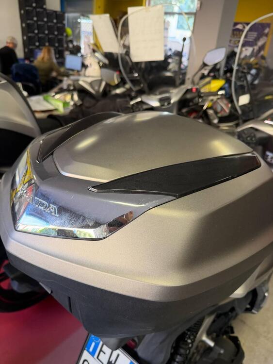 Honda SH 350 (2021 - 24) (4)