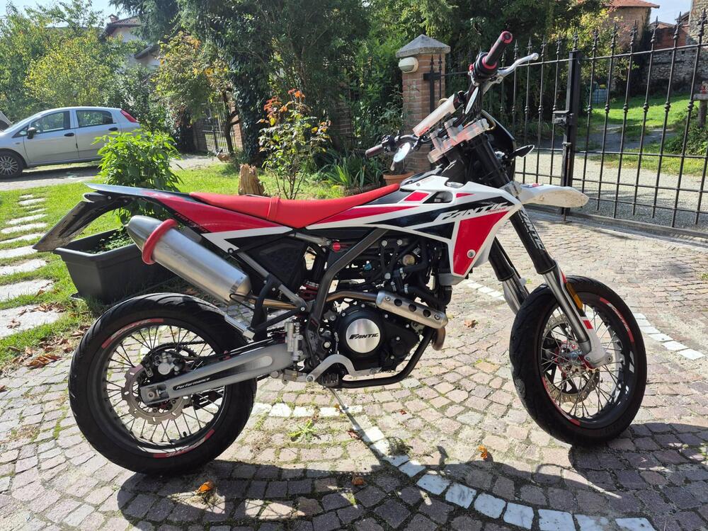 Fantic Motor Motard 125 Competition 4t (2020) (2)