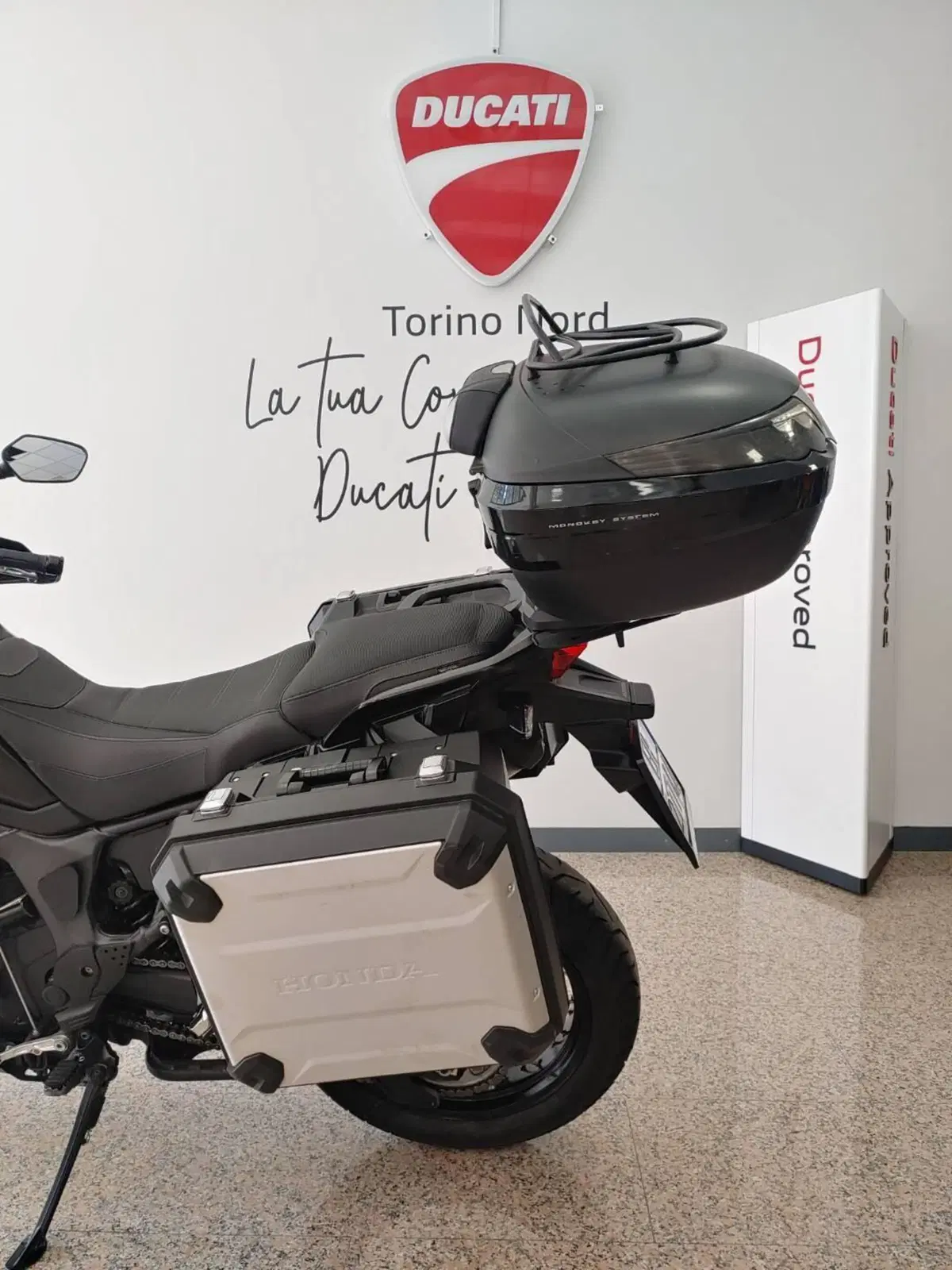 Honda Africa Twin CRF 1000L ABS (2016 - 17) (6)