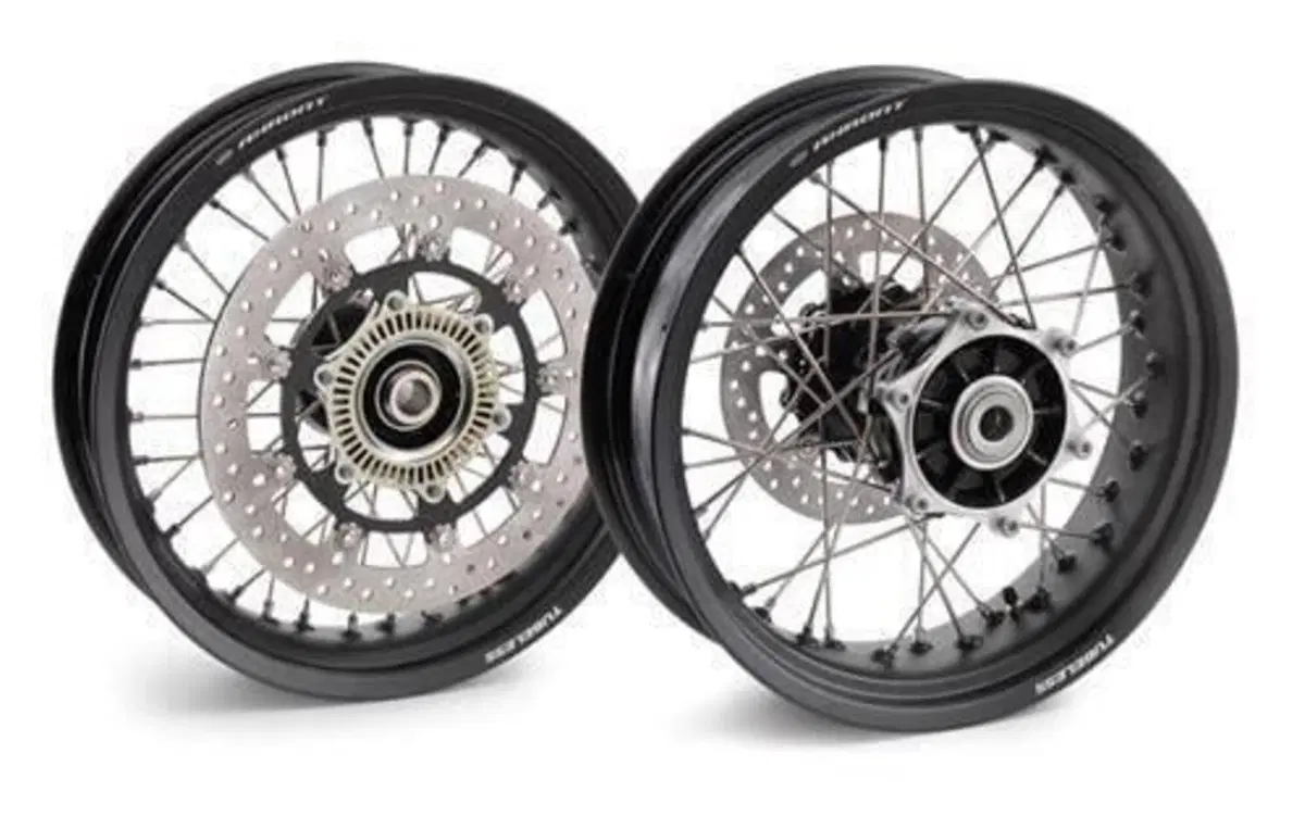 SET CERCHI LEGA VIT/SVART 701 HUSQVRANA Husqvarna