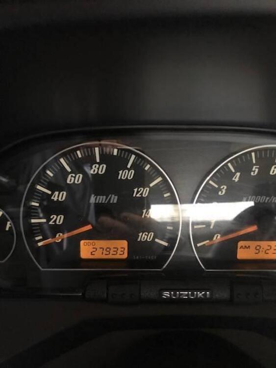 Suzuki Burgman AN 400 (2006 - 07) (4)