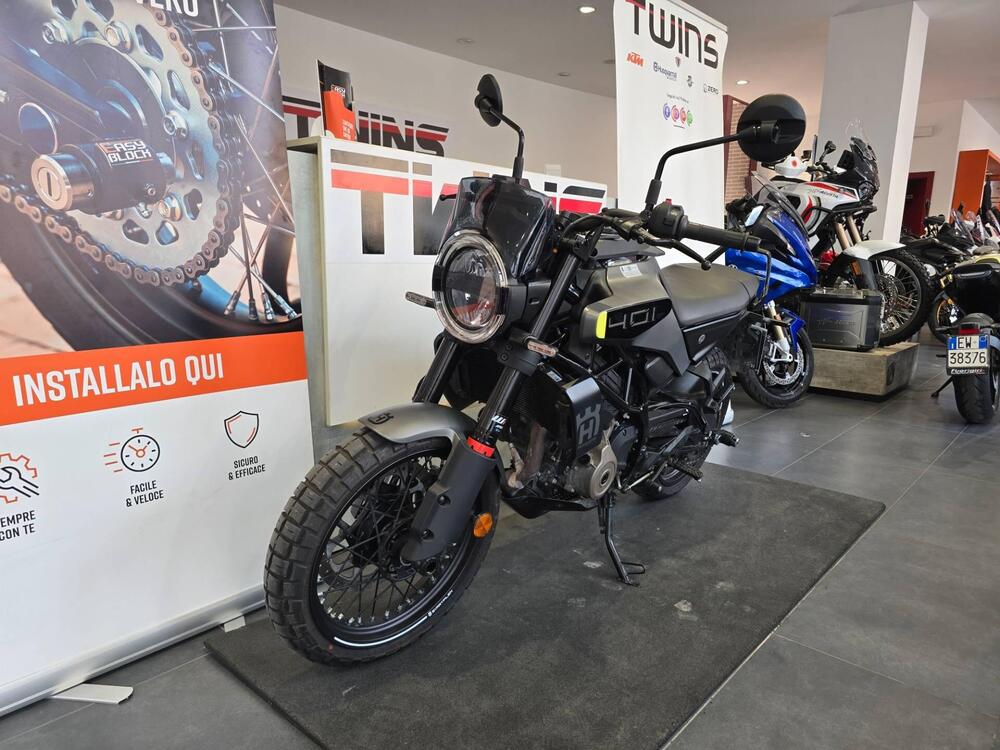 Husqvarna Svartpilen 401 (2024 - 25) (4)