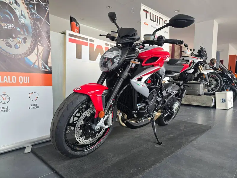 MV Agusta Brutale 801 RR Ottantesimo (2025 - 26) (4)