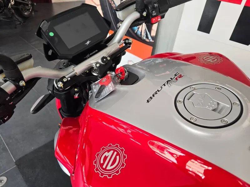 MV Agusta Brutale 801 RR Ottantesimo (2025 - 26) (13)