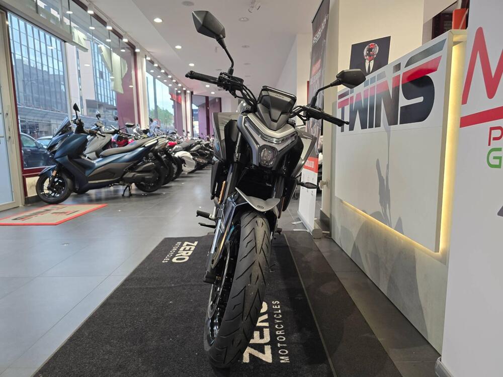 CFMOTO 125NK (2025) (3)