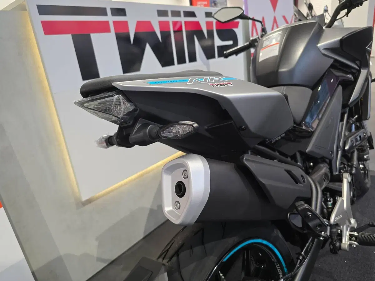 CFMOTO 125NK (2025 - 26) (9)