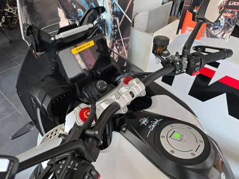 MV Agusta LXP Orioli (2024 - 26) (12)