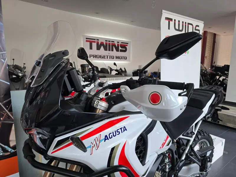 MV Agusta LXP Orioli (2024 - 26) (14)