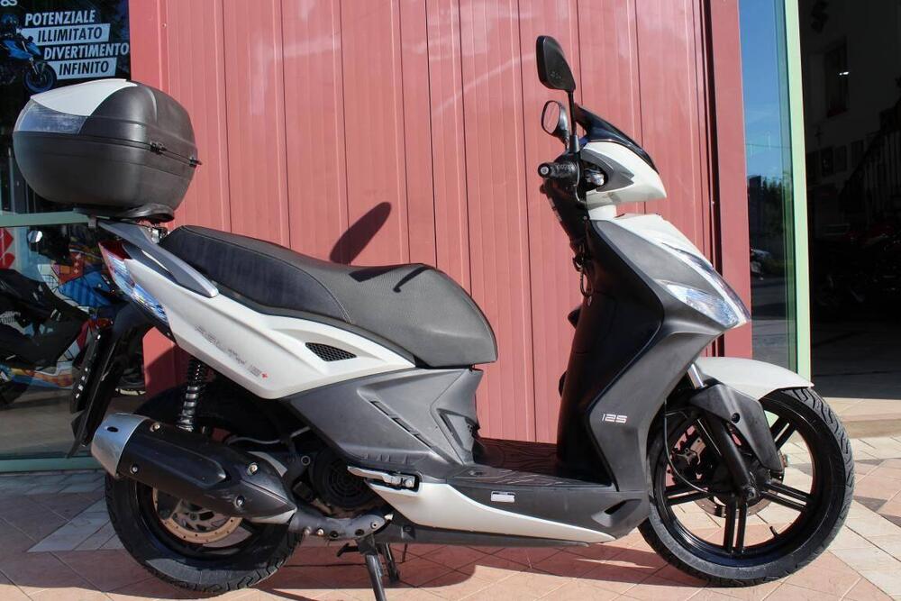 Kymco Agility 125 R16 + (2017 - 20) (4)