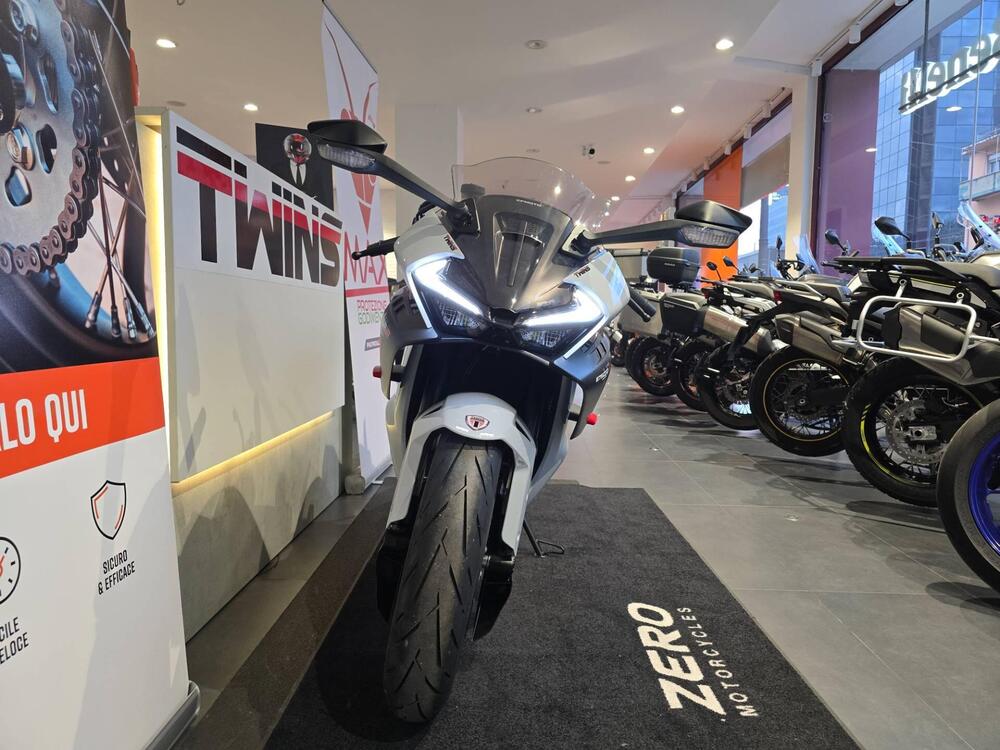 CFMOTO 675SR-R (2025) (3)