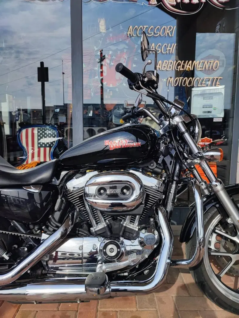 Harley-Davidson 1200 SuperLow (2014 - 16) - XL 1200T (2)