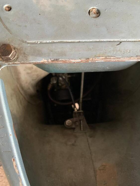 Piaggio Vespa 50 L (5)