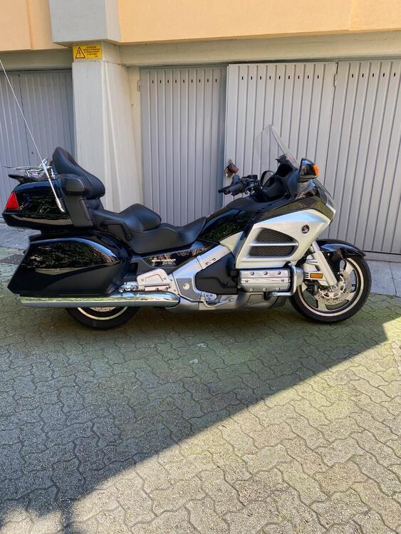 Honda GL 1800 Gold Wing (2012 - 17) (2)