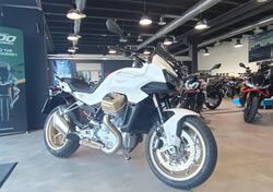 Moto Guzzi V100 Mandello (2022 - 24) nuova