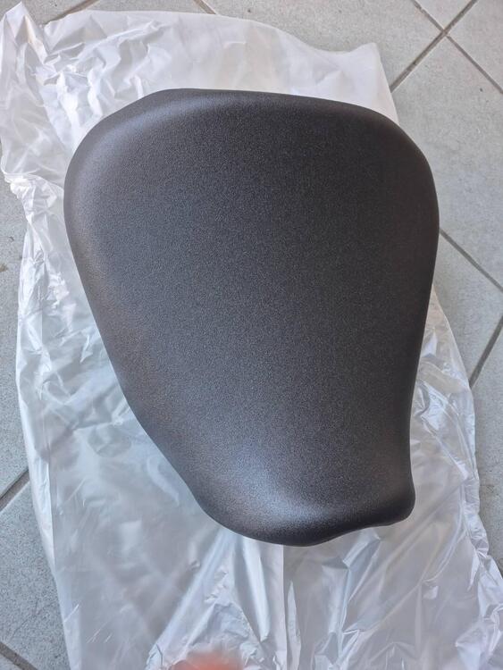 SELLA MONOPOSTO NUOVA YAMAHA MT-09 TRACER 2022 (2)