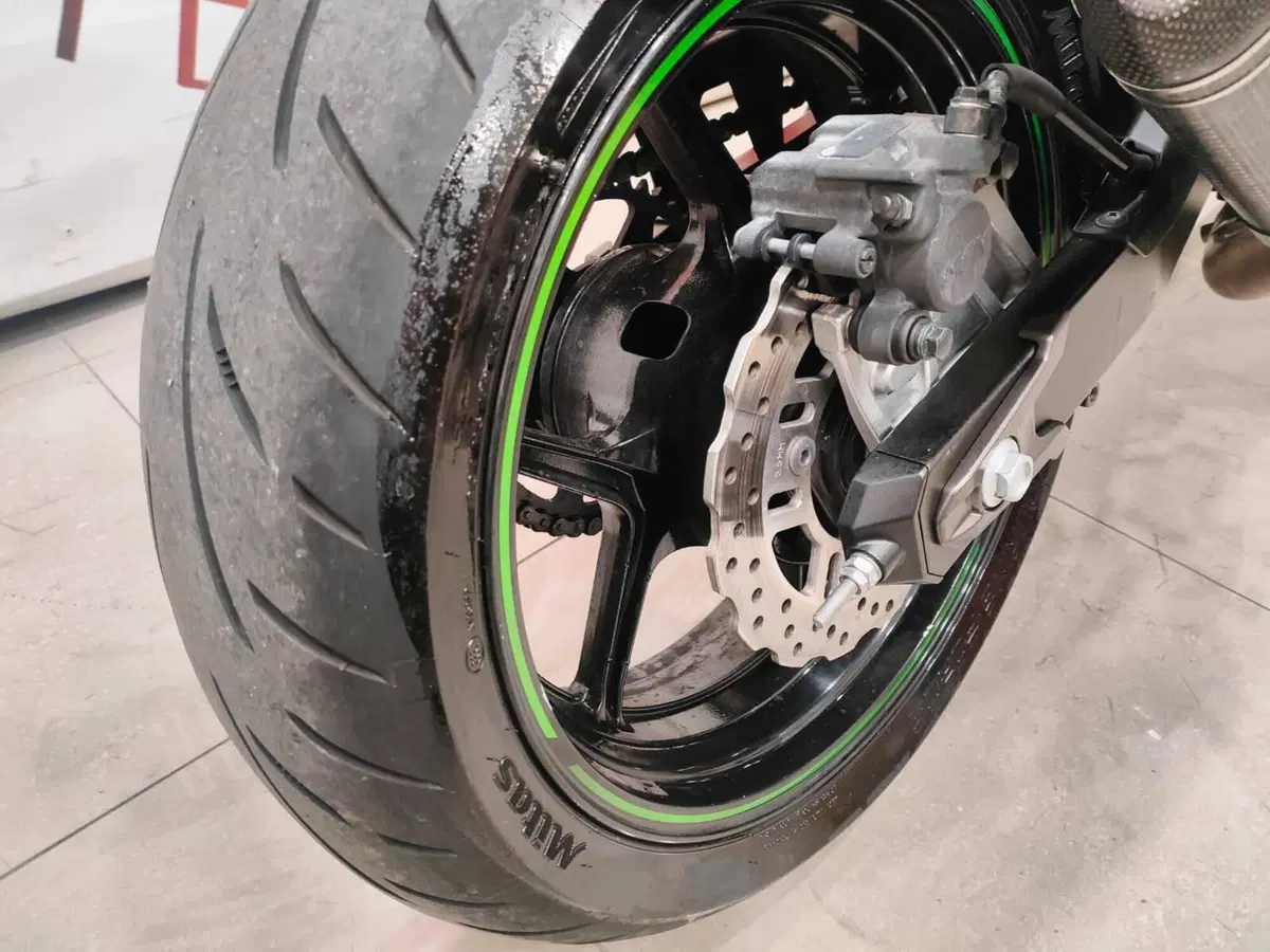 Kawasaki Z 800 ABS (2012 - 16) (7)