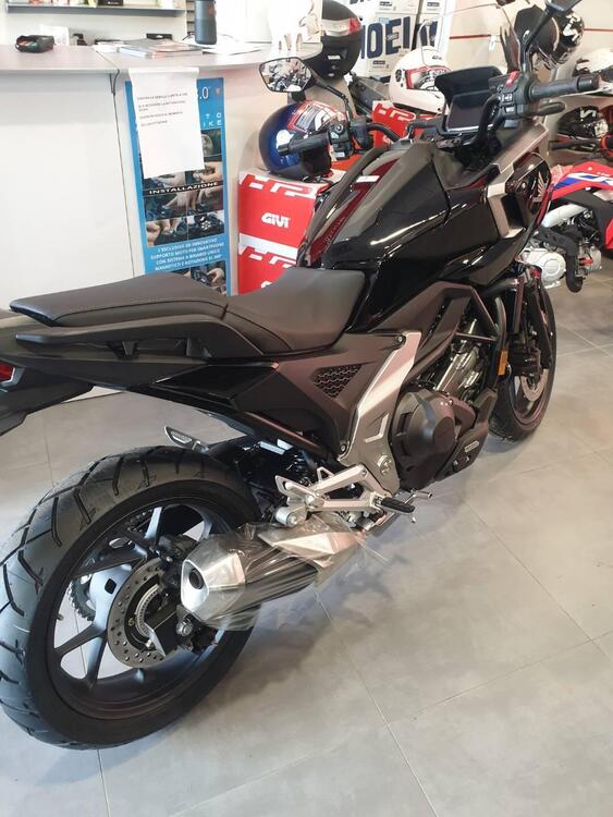 Honda NC 750 X DCT (2025) (2)
