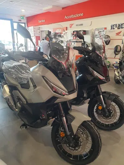 Honda X-ADV 750 (2025 - 26) nuova