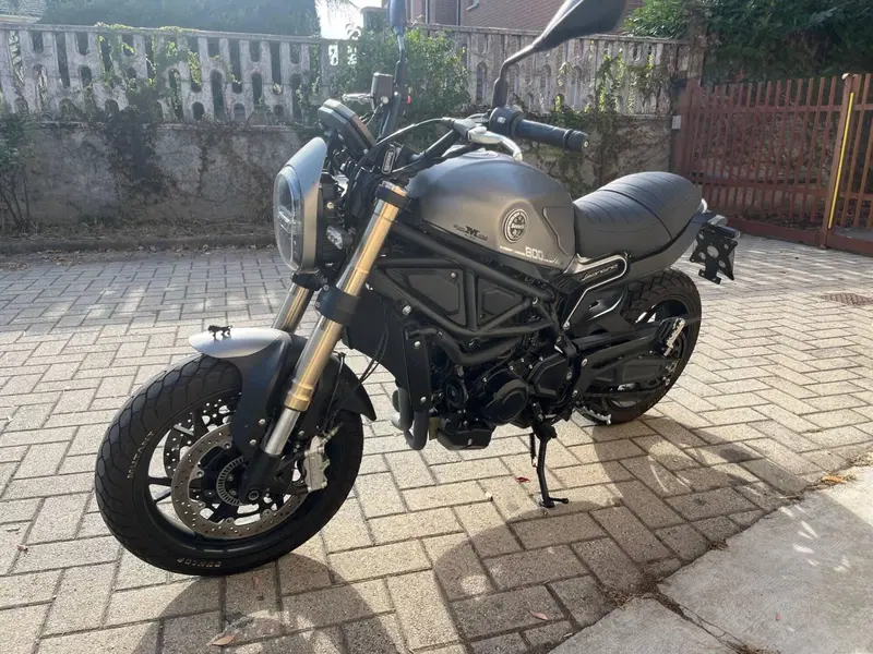 Benelli Leoncino 800 (2022 - 26) (2)