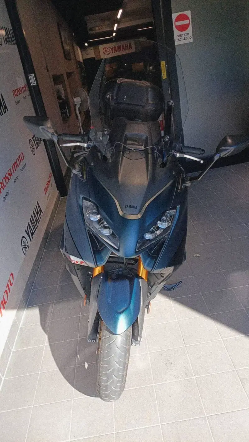 Yamaha T-Max 560 Tech Max (2022 - 24) (5)