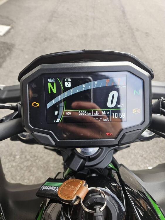 Kawasaki Z 650 (2025 - 26) (4)