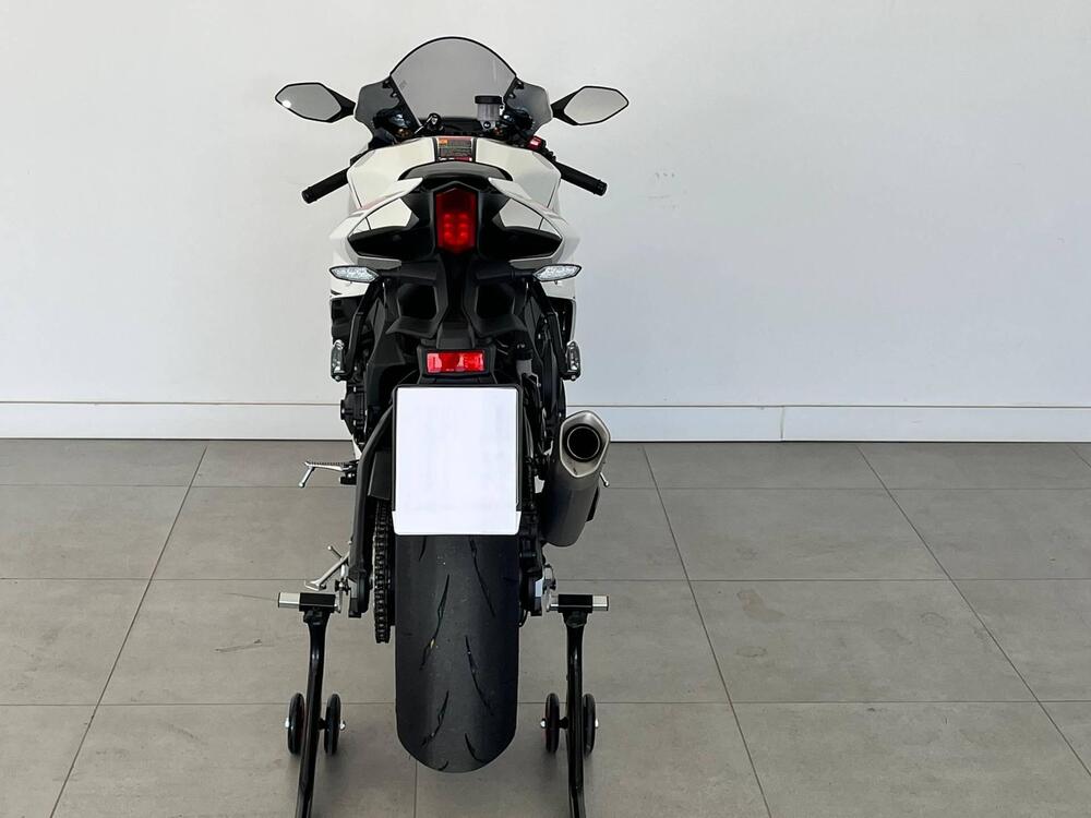 Yamaha YZF R1 World GP 60th Anniversary (2022 - 23) (4)