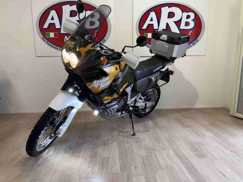Honda Africa Twin XRV 750 (1996 - 02) (2)