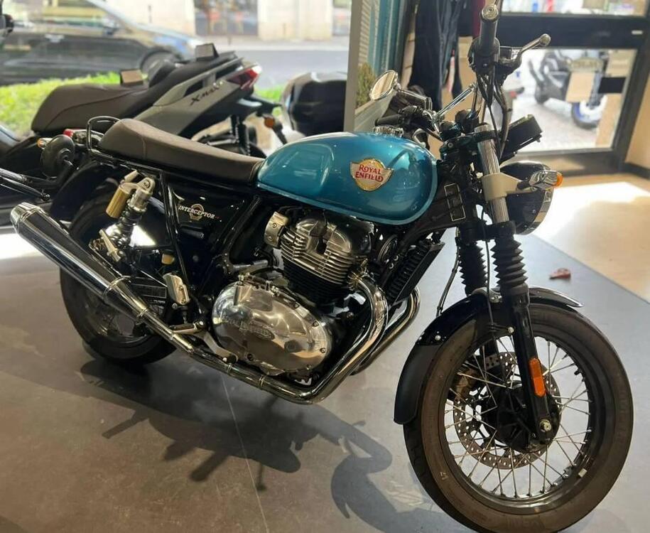 Royal Enfield Interceptor 650 (2021 - 25) (3)