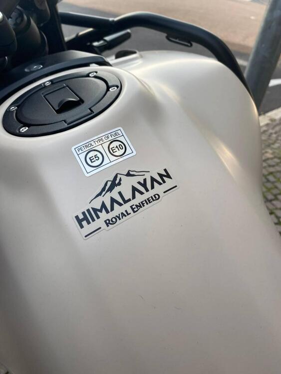 Royal Enfield Himalayan 450 (2024 - 25) (4)