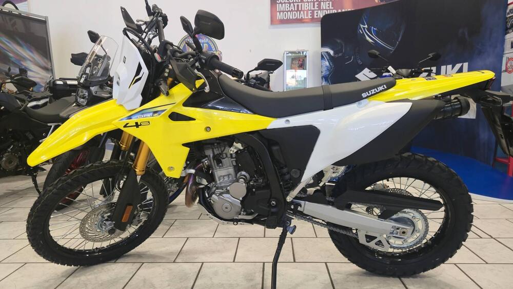 Suzuki DR-Z4S (2025) (5)