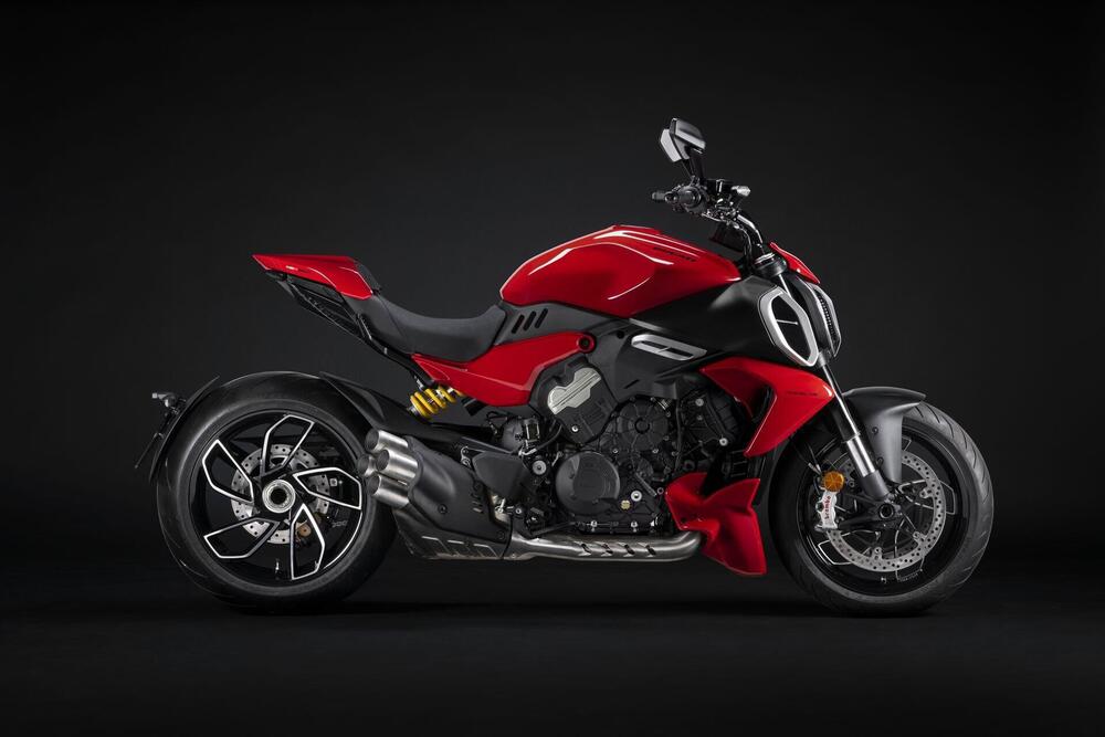 Ducati Diavel V4 (2023 - 25)