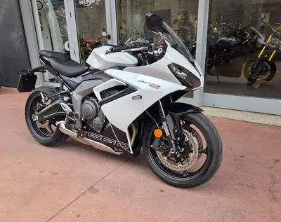 Triumph Daytona 660 (2024 - 26) usata