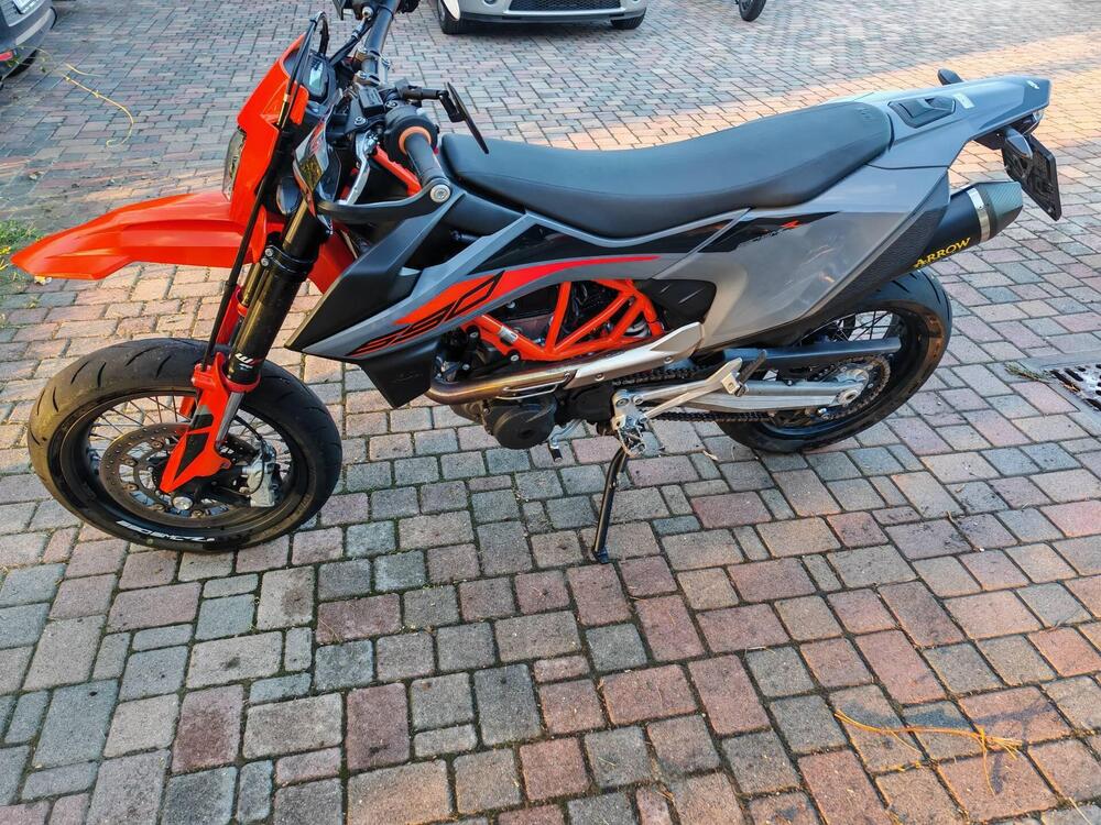 KTM 690 SMC R (2021 - 22) (3)