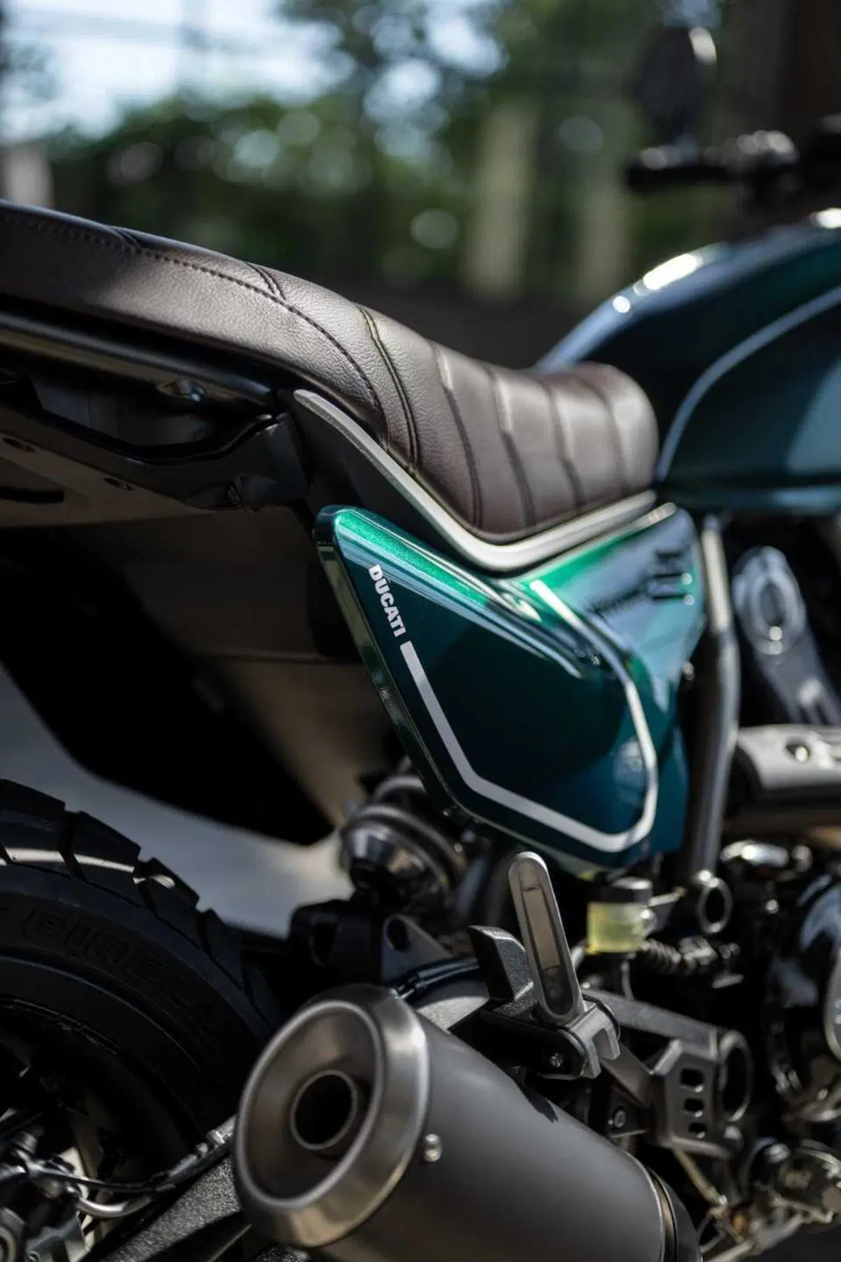 Scrambler Nightshift si veste di verde: arriva la livrea Emerald Green per il 2026 (6)
