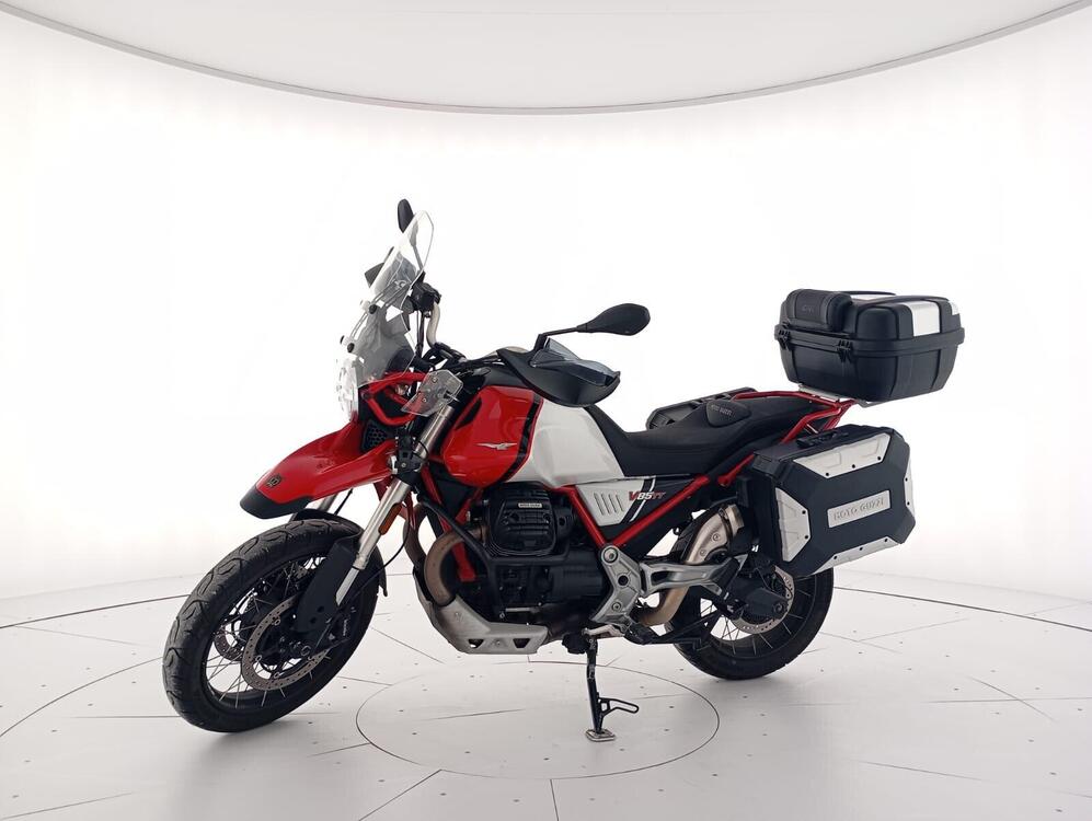 Moto Guzzi V85 TT Evocative Graphics (2021 - 23)