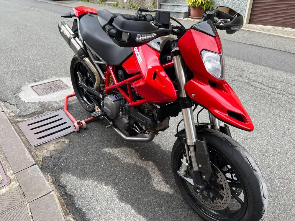 Ducati Hypermotard 796 (2012) (4)