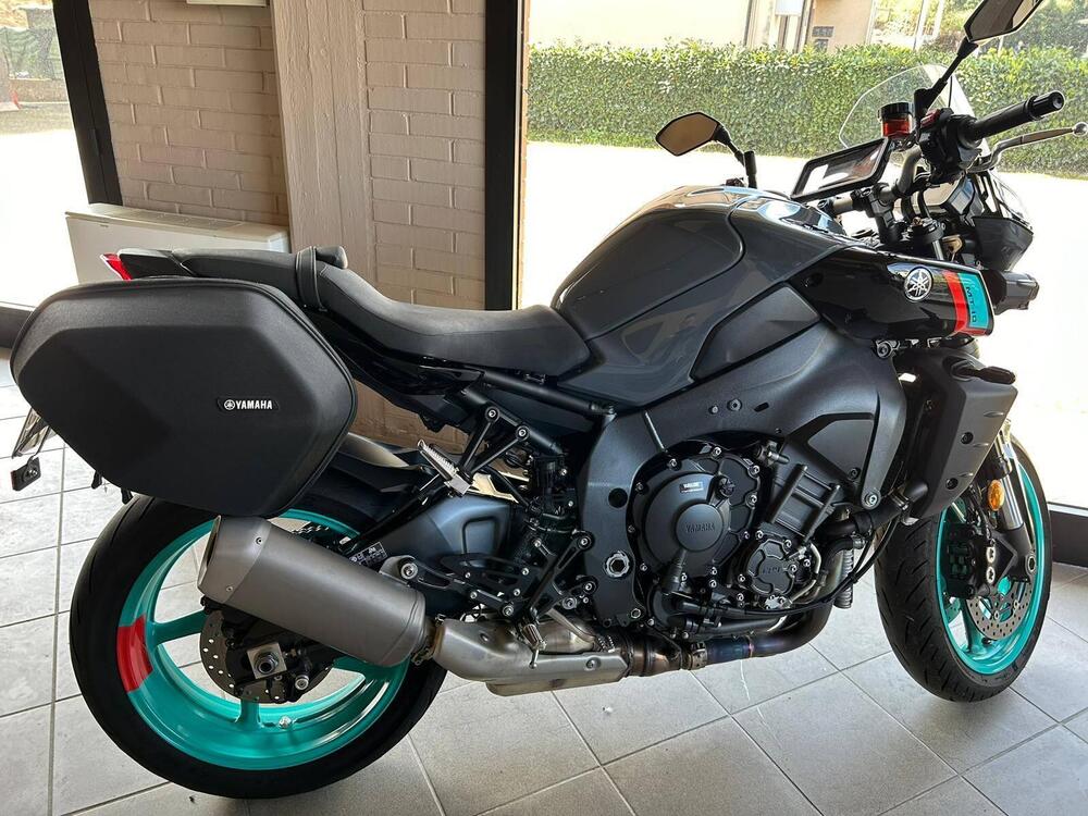 Yamaha MT-10 (2022 - 25)