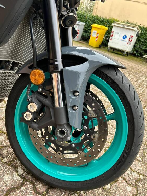 Yamaha MT-10 (2022 - 25) (4)