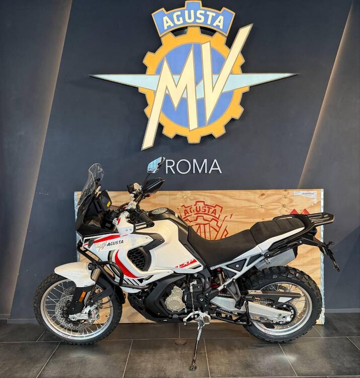 MV Agusta LXP Orioli (2024 - 25) (2)