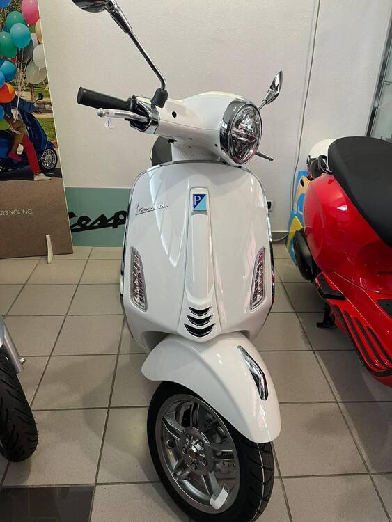 Vespa Primavera 50 (2024 - 25)
