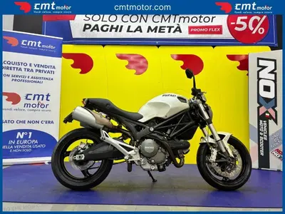 Ducati Monster 696 Plus (2007 - 14) usata
