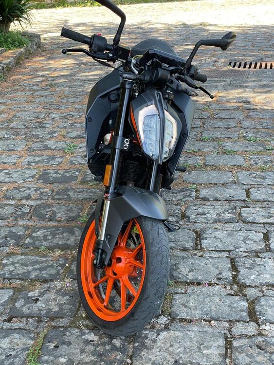 KTM 125 Duke (2021 - 23) (4)
