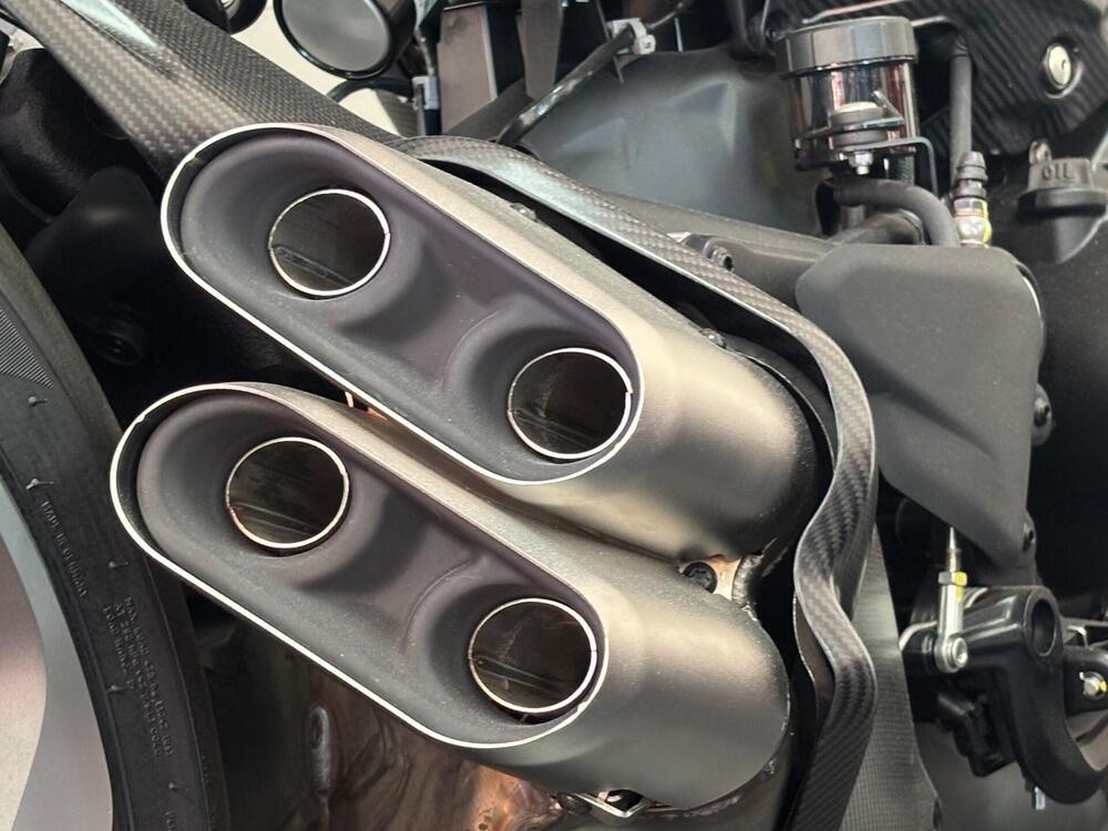 Ducati Diavel for Bentley (2024) (2)