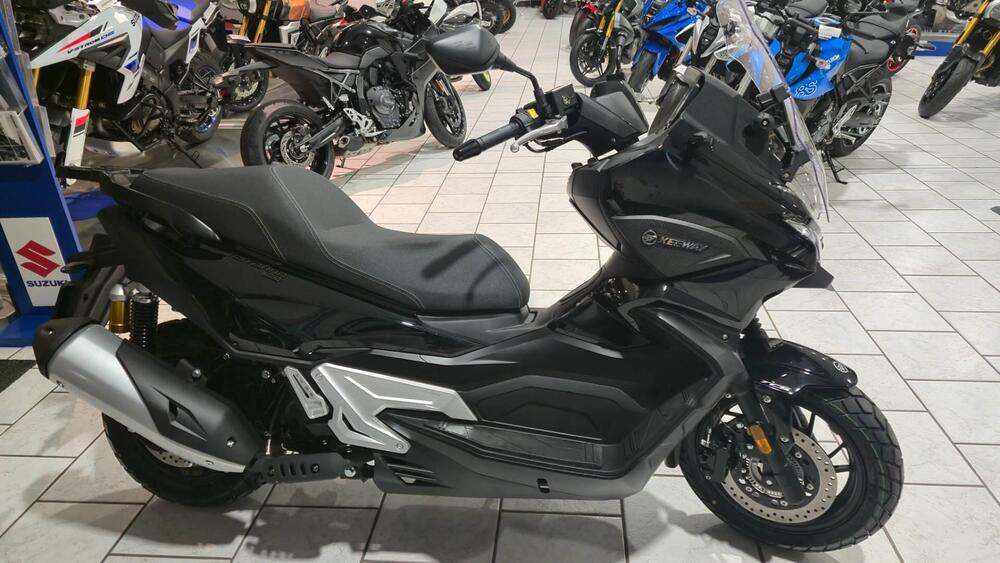 Keeway Motor Terrafina 350i (2025) (2)