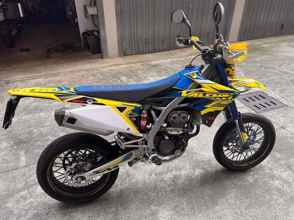 Valenti Racing SM 125 Z (2020 - 22) (4)