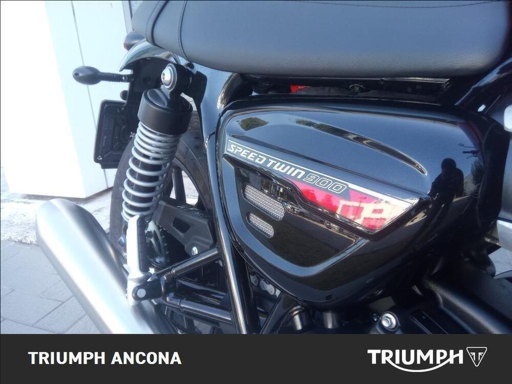 Triumph Speed Twin 900 (2023 - 24) (2)