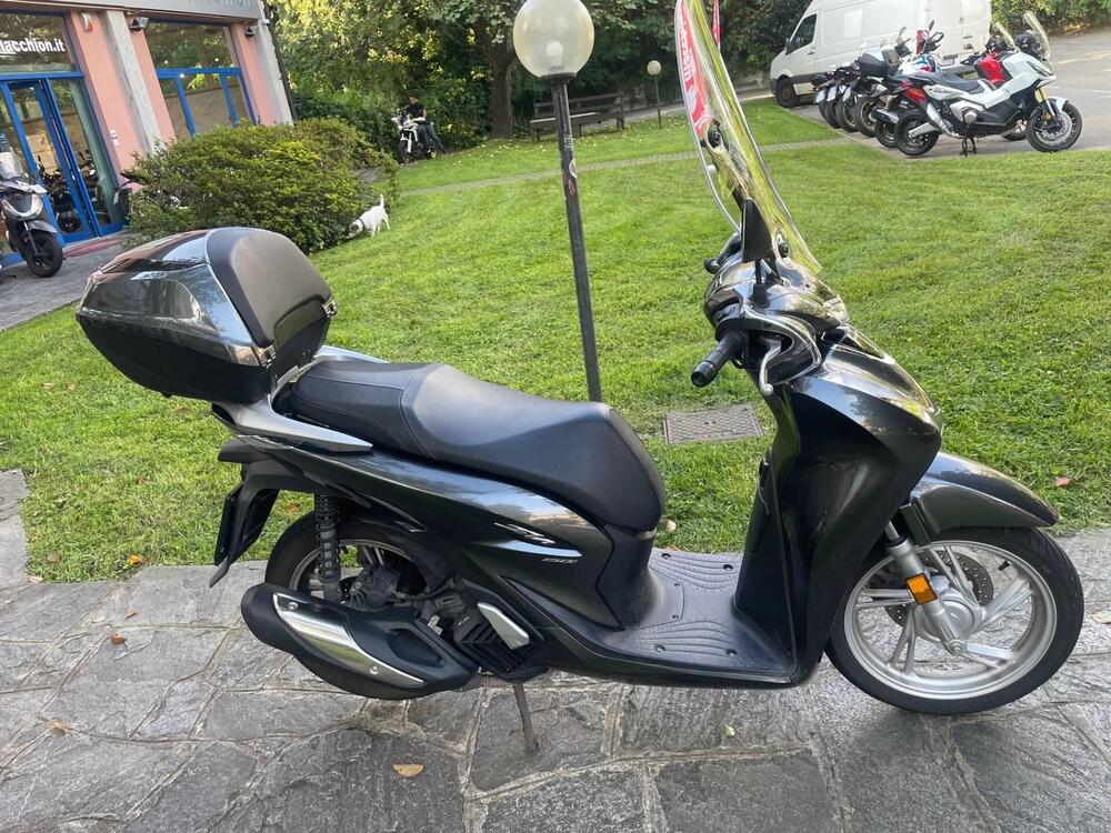 Honda SH 150i (2020 - 23) (2)